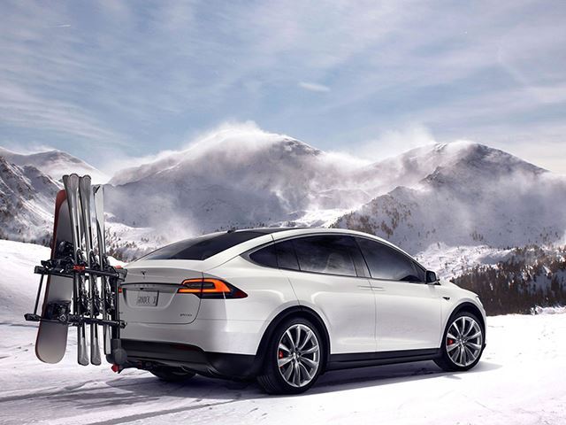 Tesla планирует тотальный запуск Model X на 2016 год